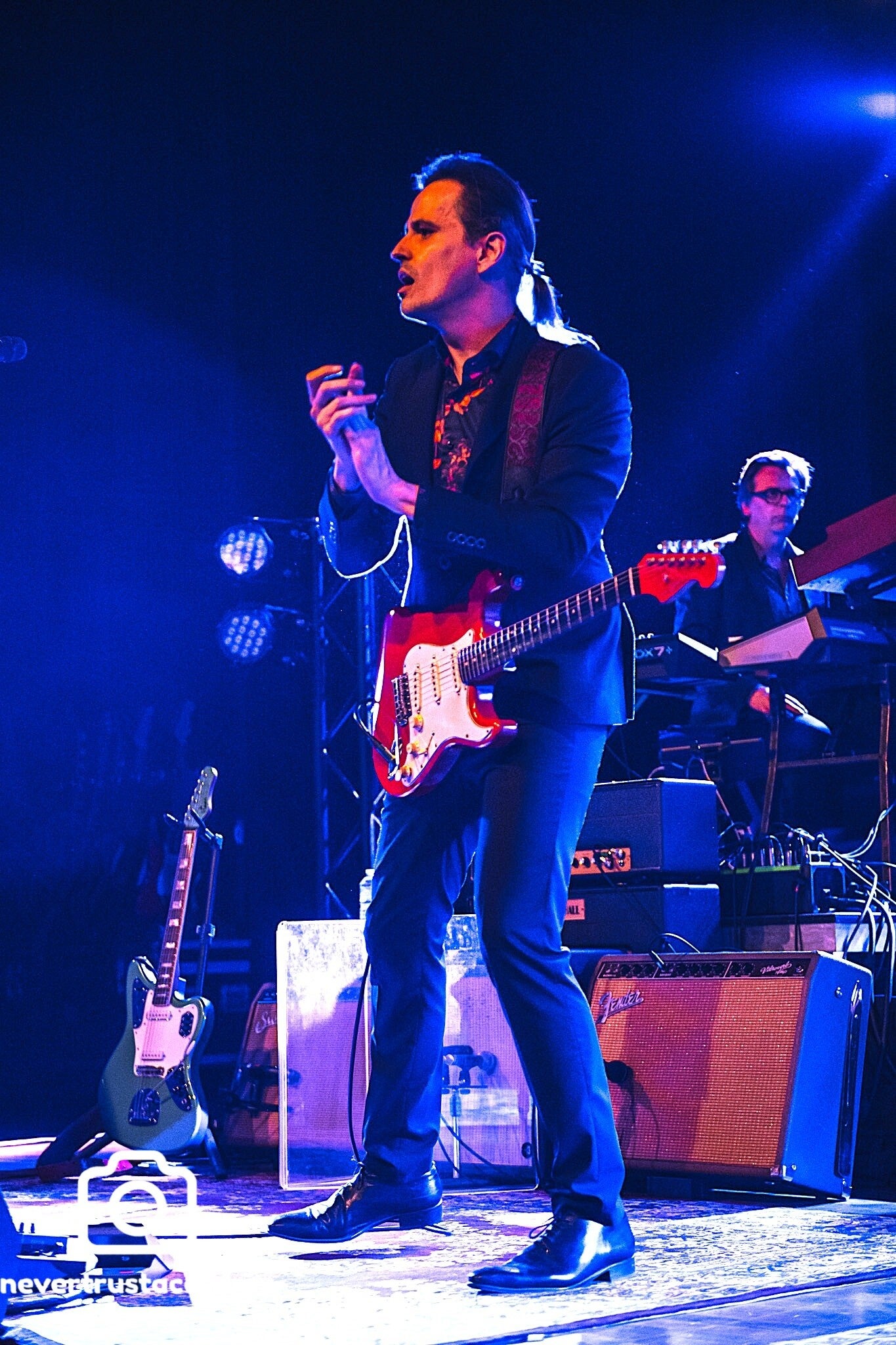 edg_4344-standard.jpg