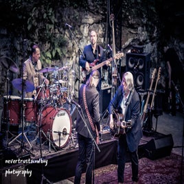 edg_5546-standard-zznu67.jpg