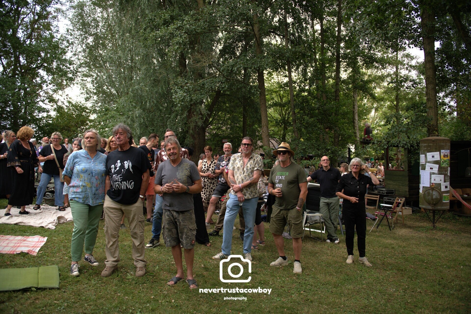 edg_5693-standard-dl39oq.jpg