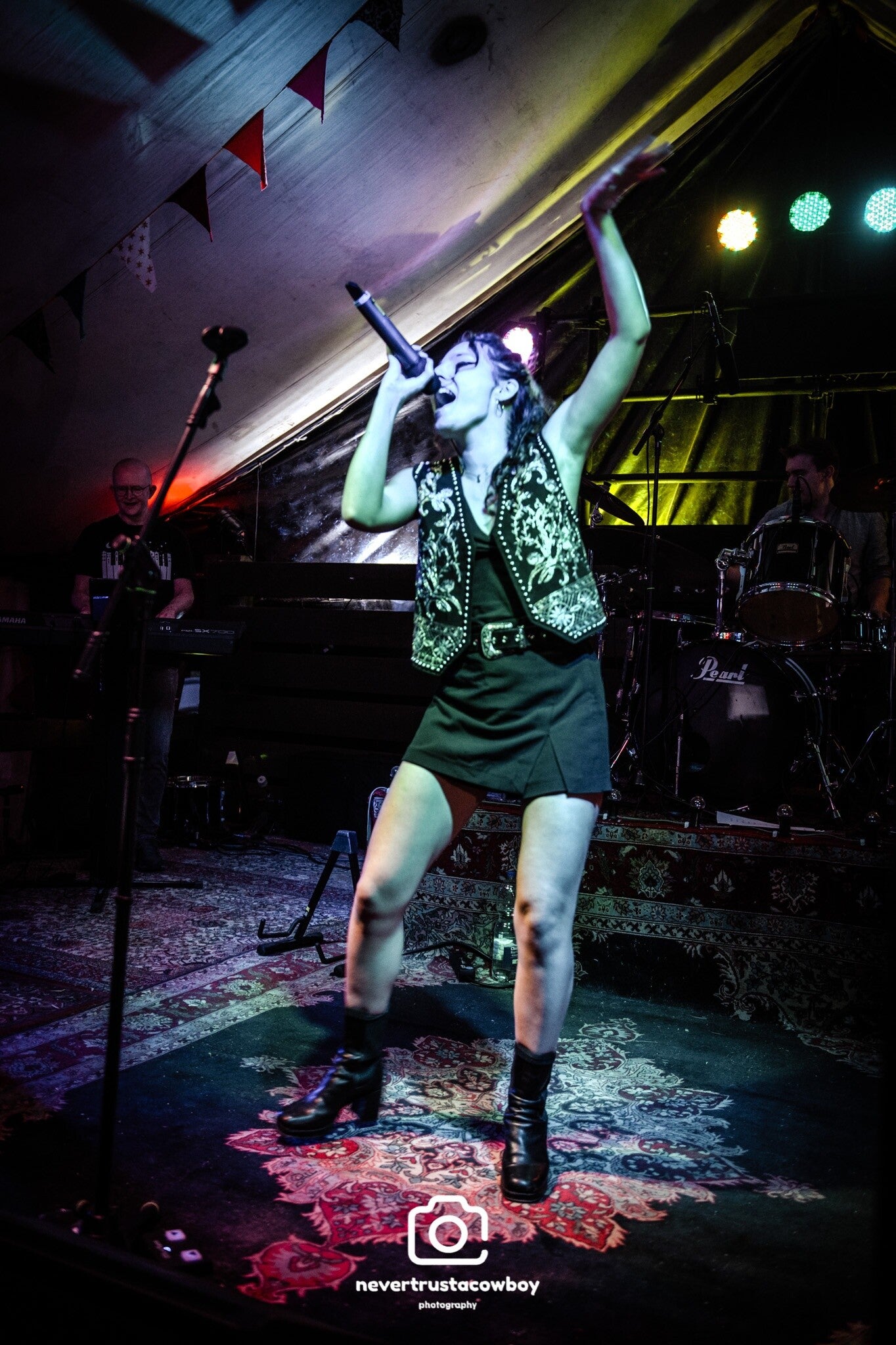 edg_5870-standard-8b8n1s.jpg