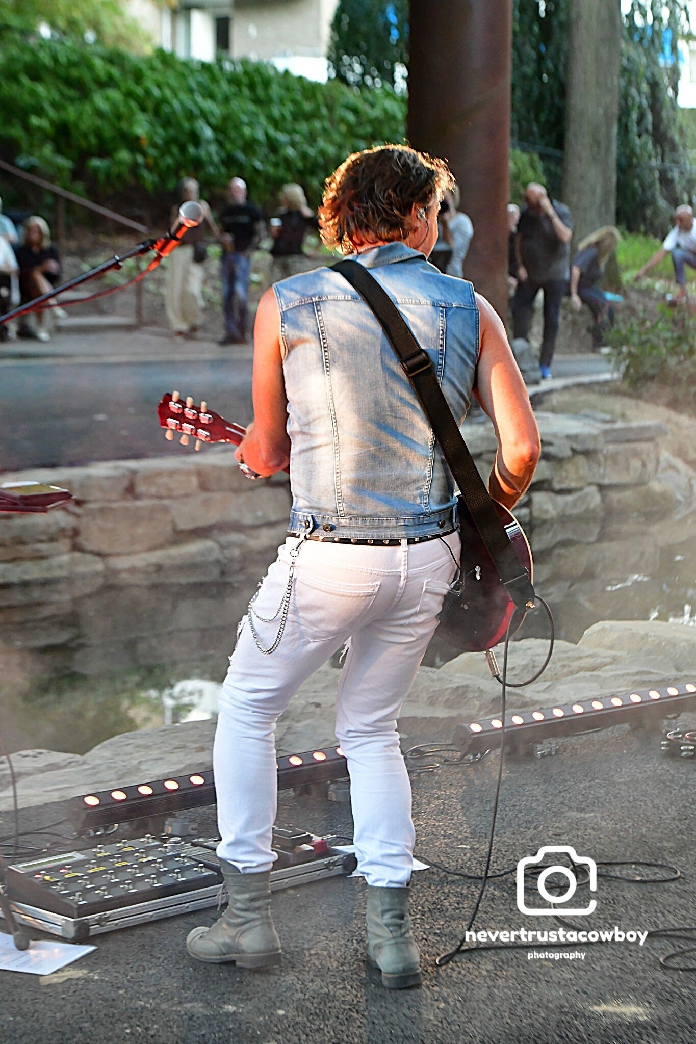 edg_5913-standard.jpg
