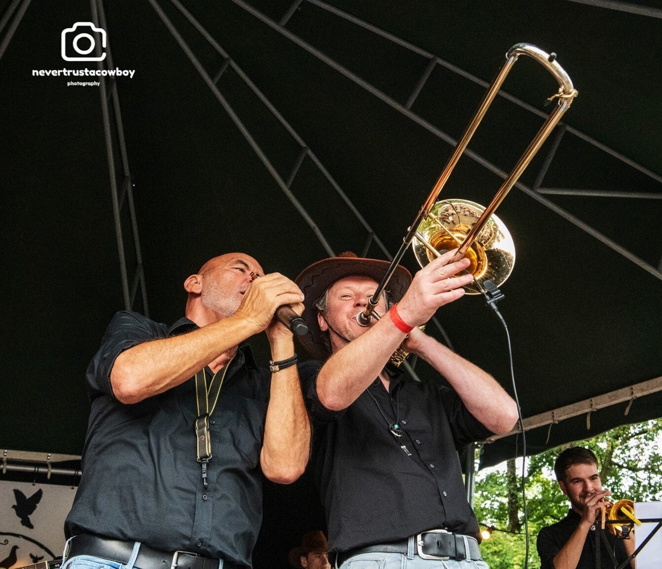 edg_6253-standard-zmbuvk.jpg