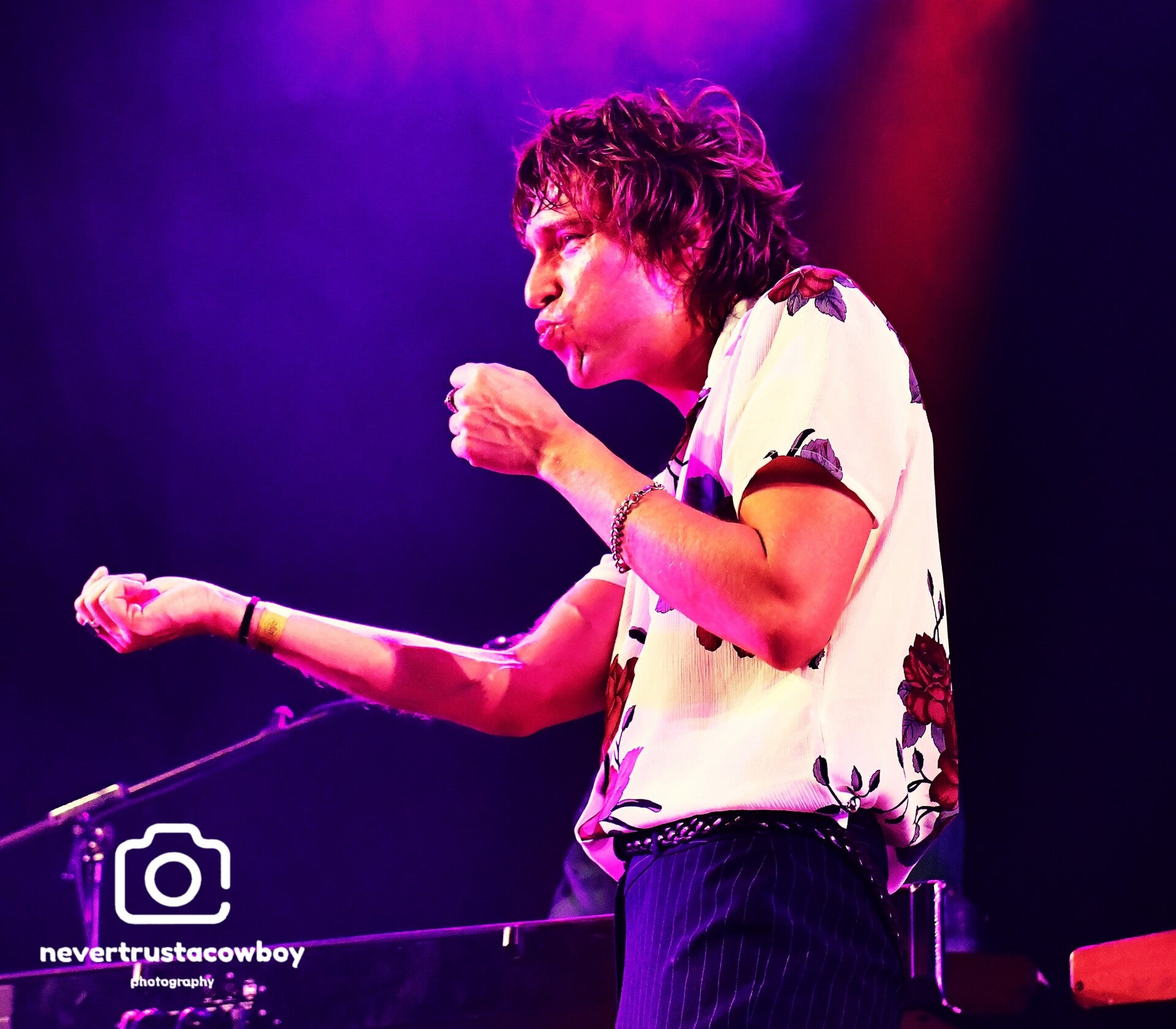 edg_7312-standard-r1xjfi.jpg