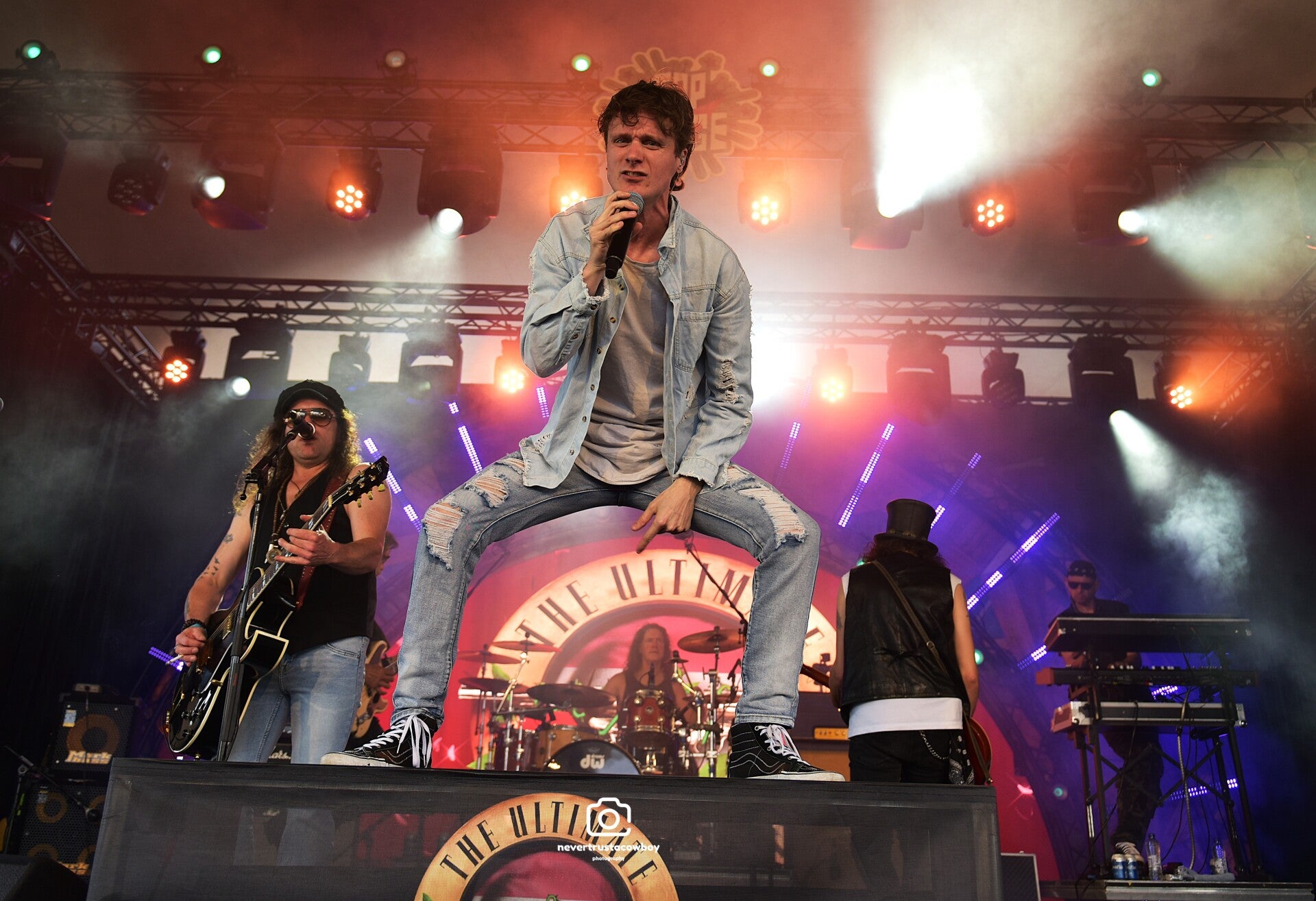 edg_7764-standard-lk86o2.jpg