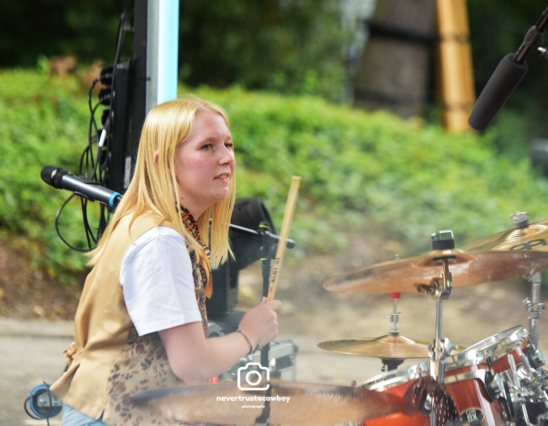 edg_8192-standard.jpg