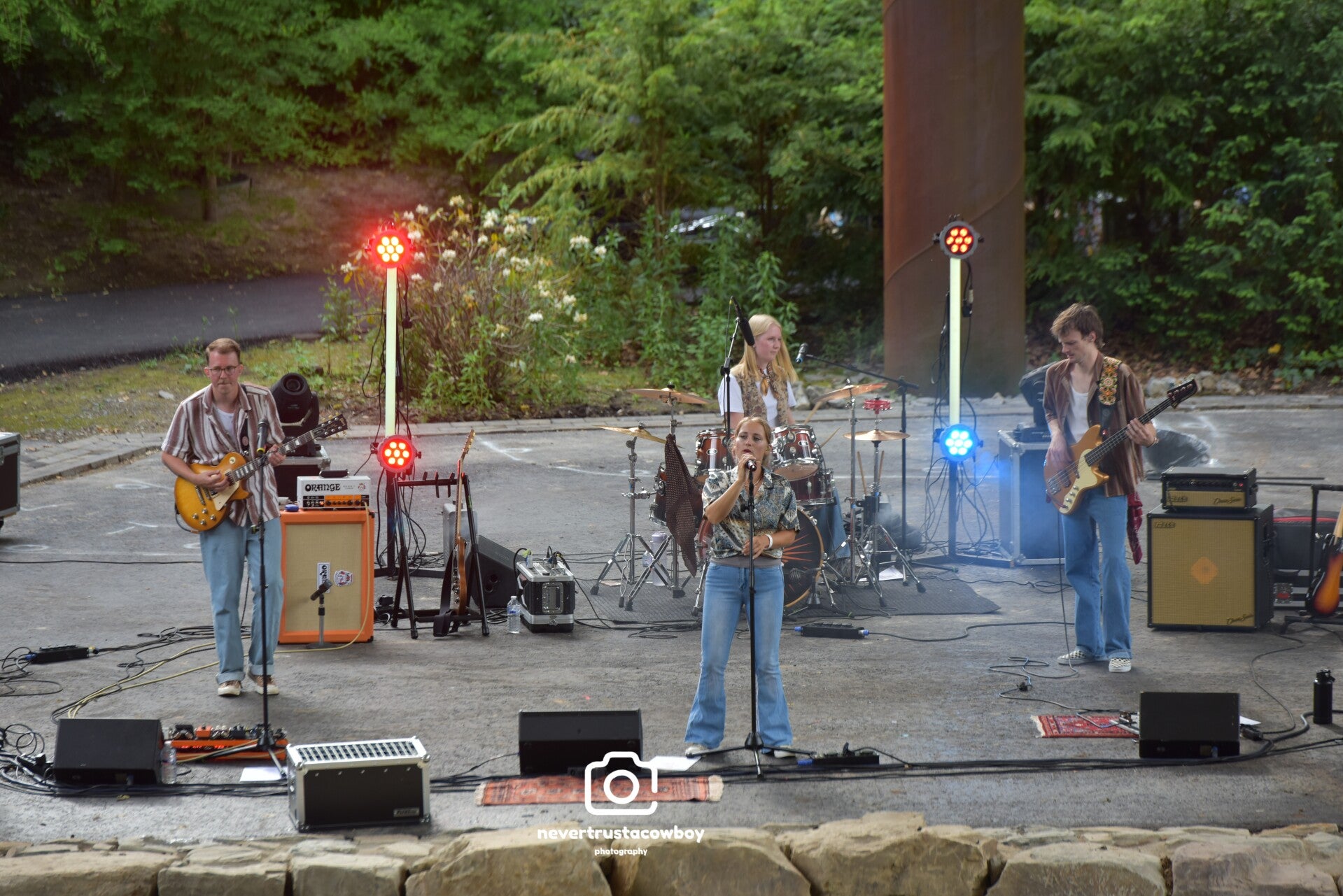 edg_8198-standard-oic6s0.jpg