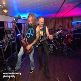 image-143-standard-36aj90.jpg