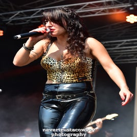 image-60-standard-85e7g0.jpg