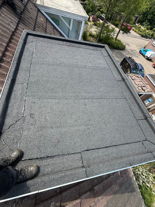 Nieuw plat dak na renovatie door KTW