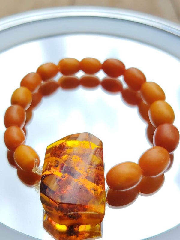 Perlenarmband mit Bernstein