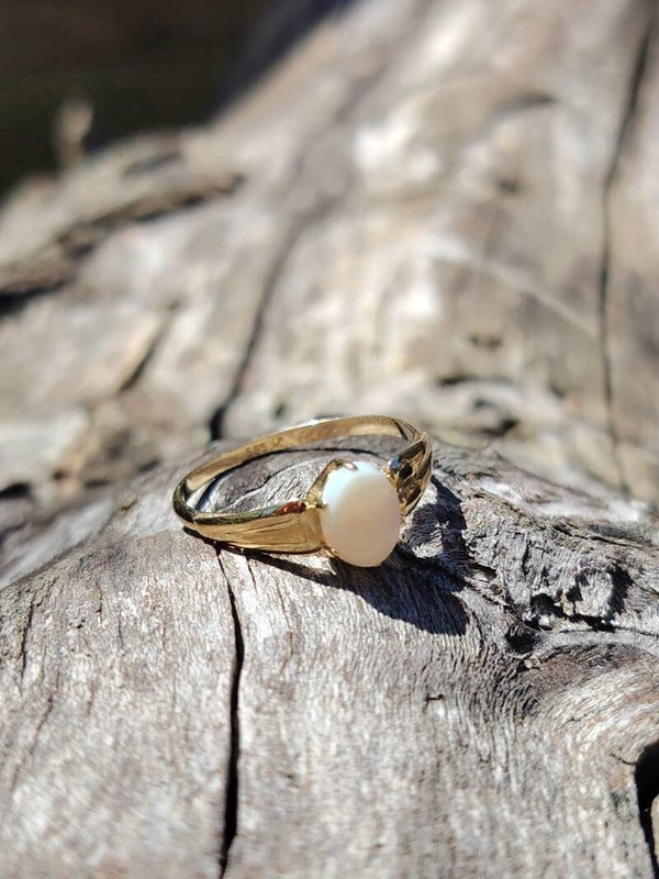 Ring mit Opal
