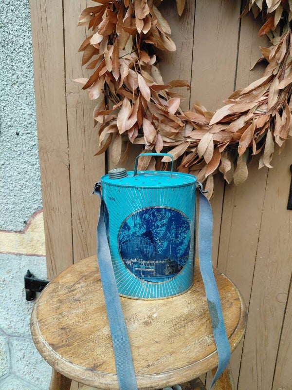 Antiek blik Lourdes water