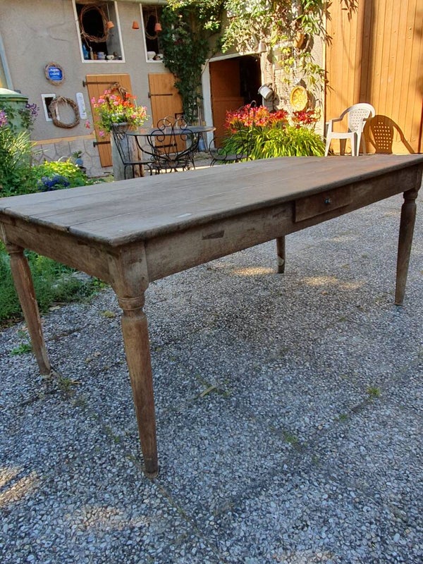 Oude franse boeren tafel