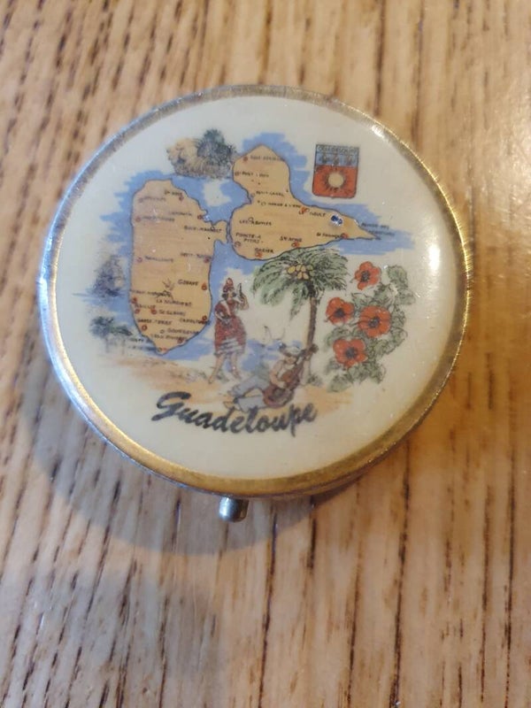 Bijoutiedoosje / pillendoosje / snuisterijendoosje Guadeloup