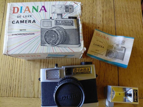 Camera Diana