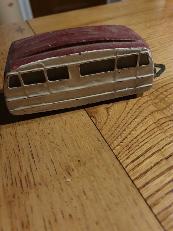 Dinky-Toys caravan 811