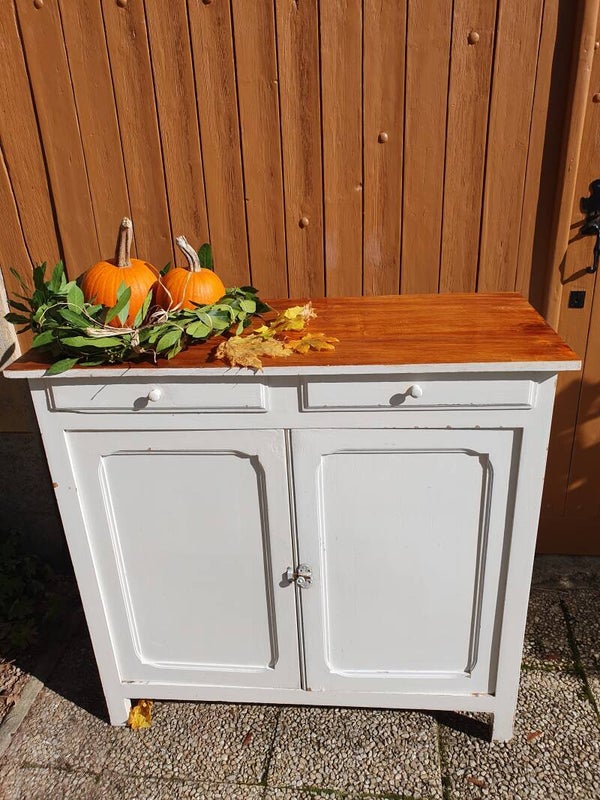 Brocante kast, wit