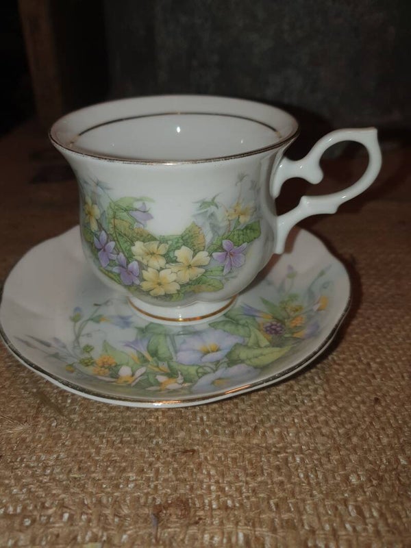 Kop en schotel Cambrige Garden Collection