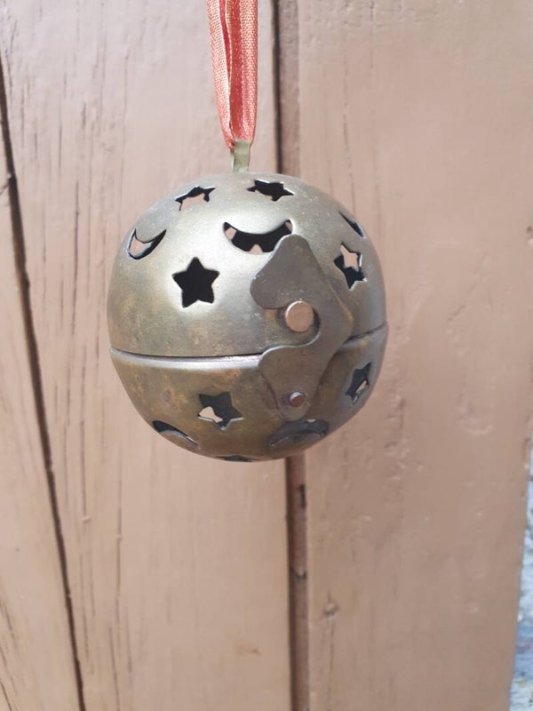 Potpourri bal, messing