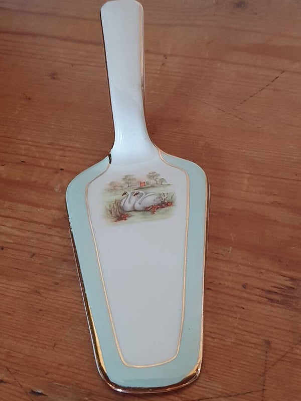 Vintage taartschep porselein Moulin des Loups