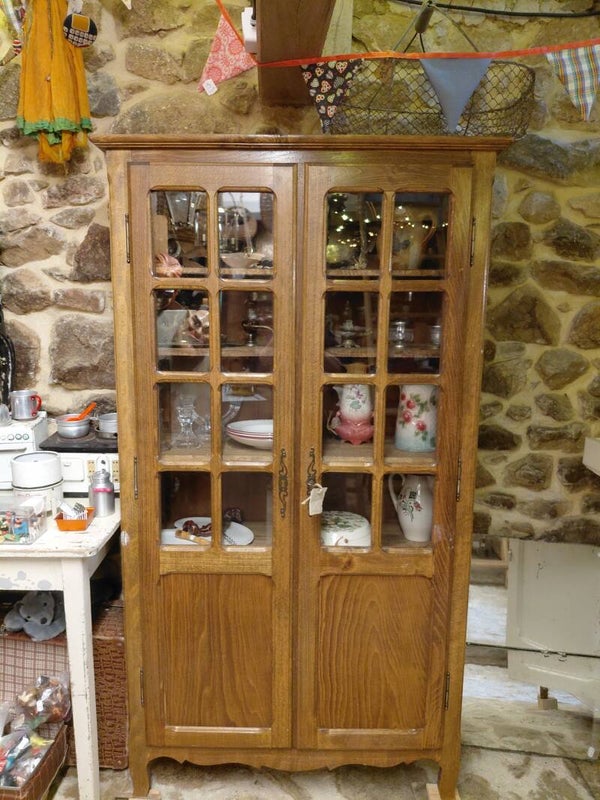 Vitrine / boekenkast