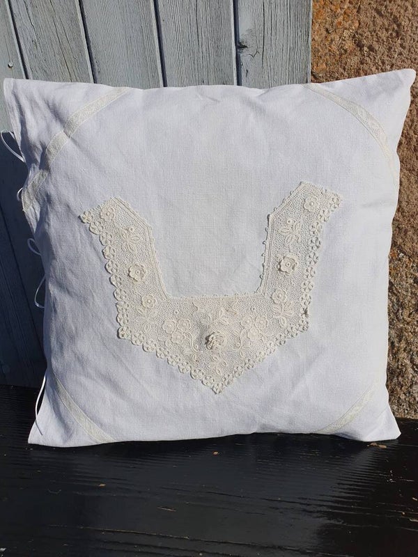 Sierkussenhoes Frans kant Collar - Housse de coussin déco dentelle française Collier