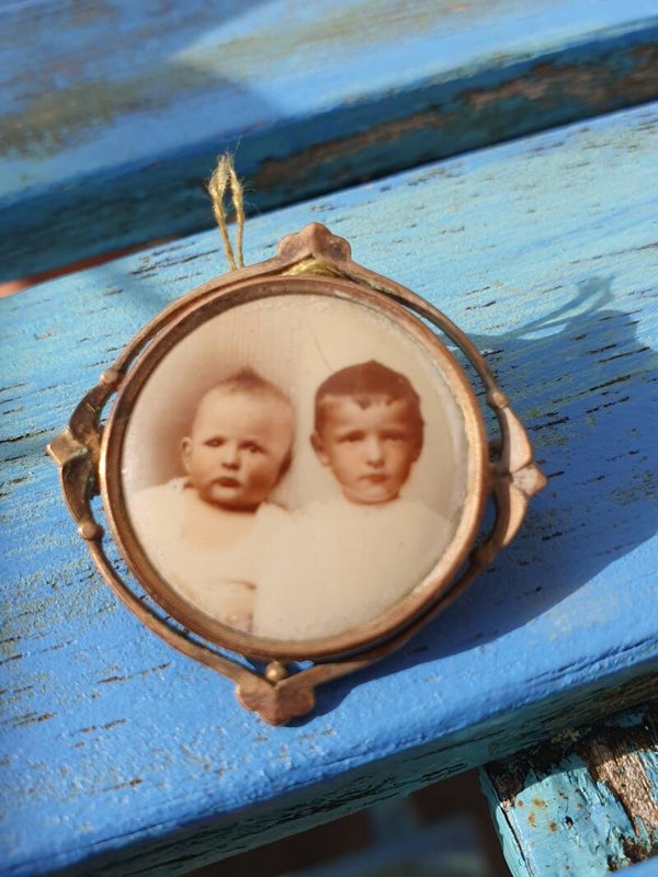 Antiek medaillon - Médaillon ancien