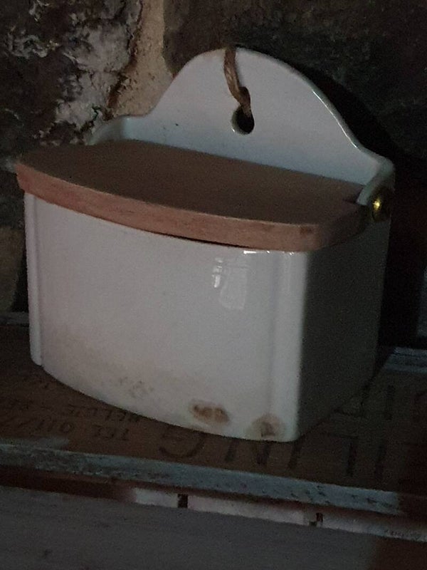 Zoutpot, antiek - Pot à sel, antique