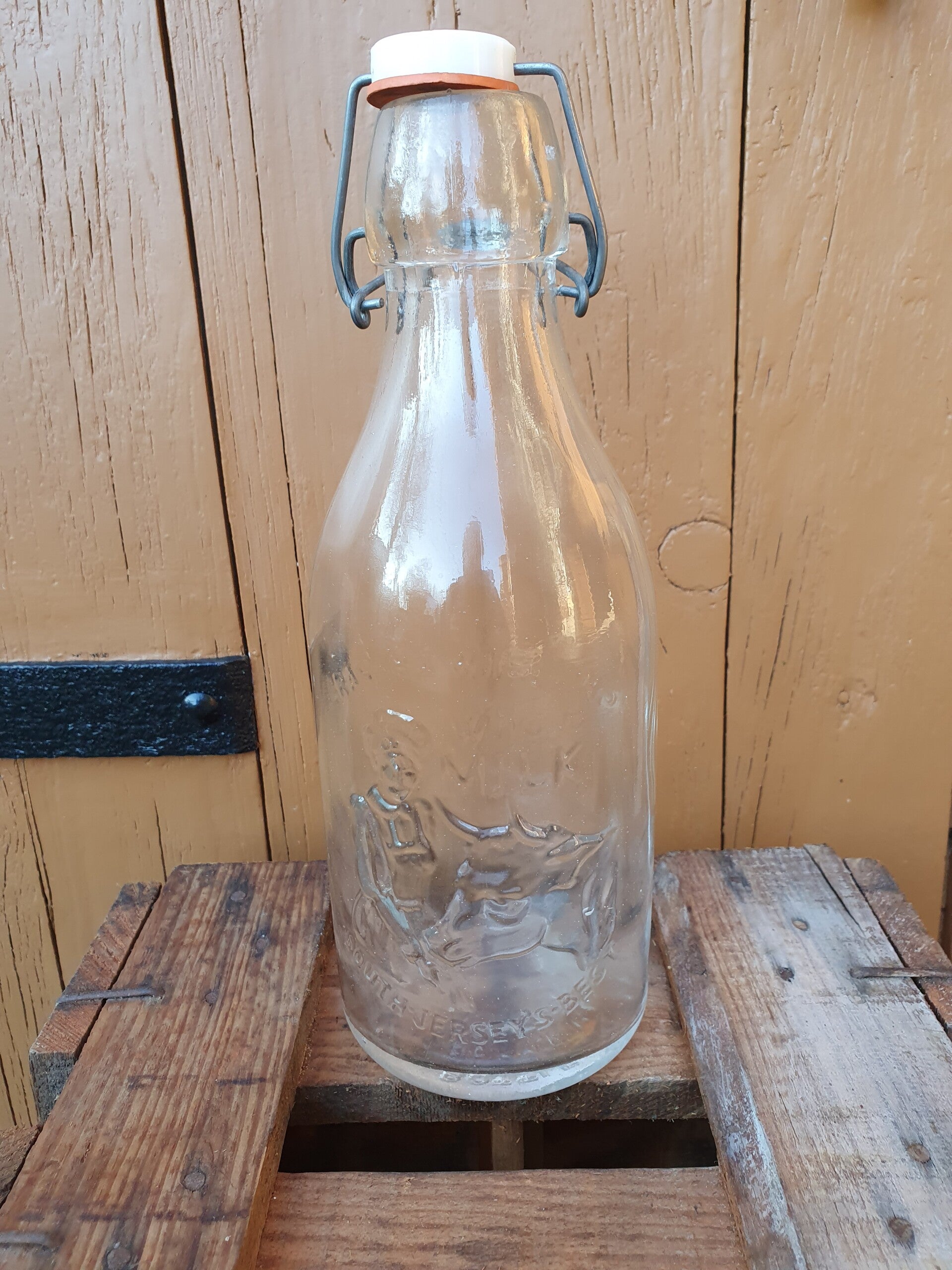 Melkfles met beugeldop - Bouteille de lait avec couvercle pivotant