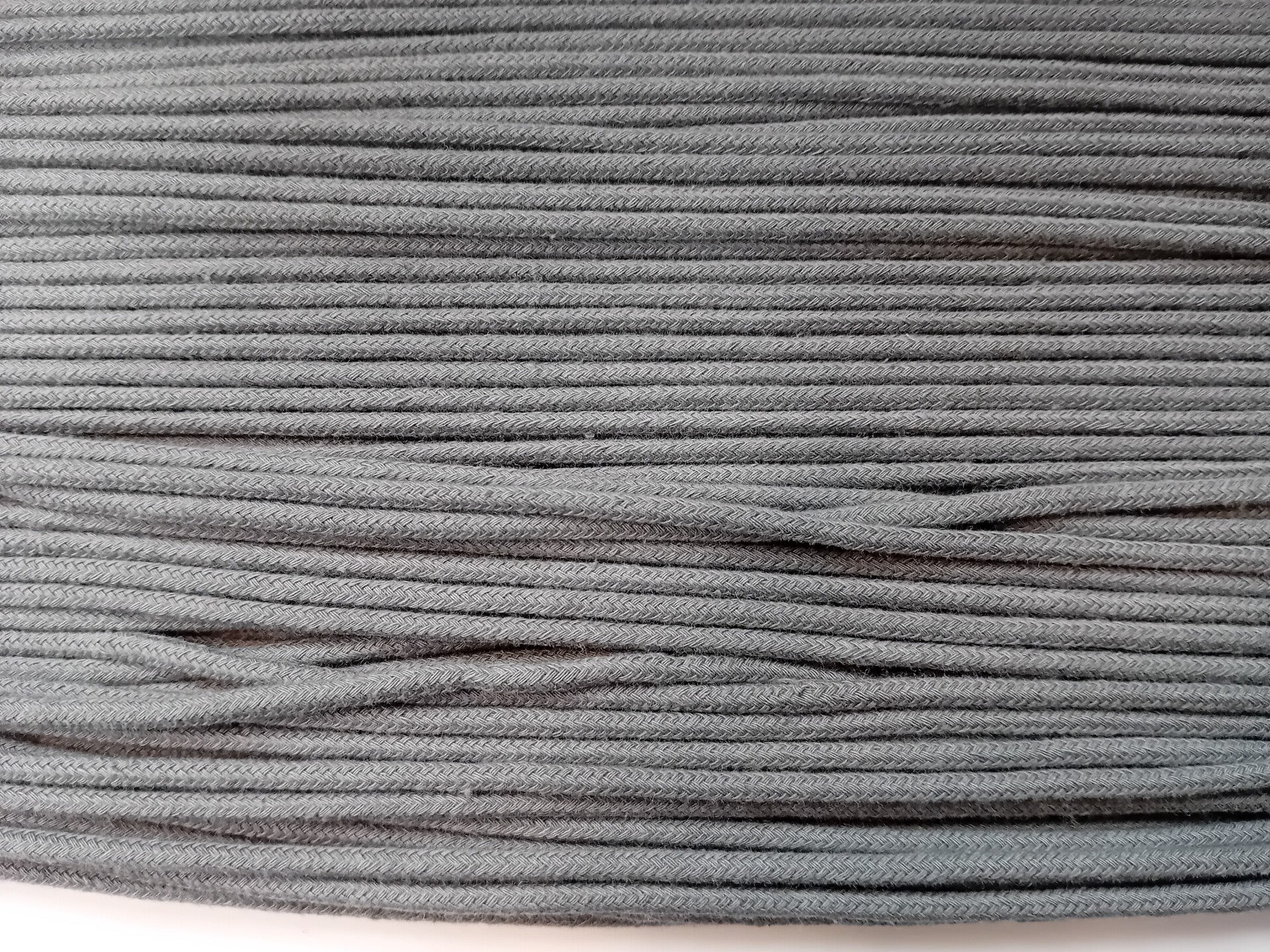 Grijs 3mm dik, per meter: