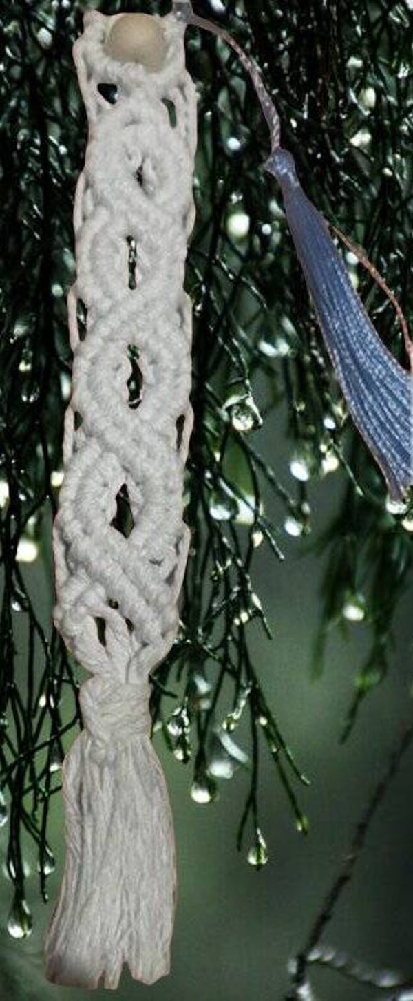 27. Macrame Keychain