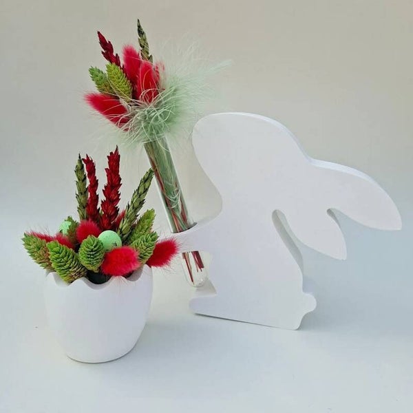 Paasdecoratie met droogbloemen