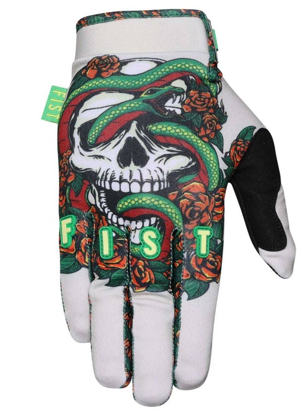 Fist ajohanskat, POISON