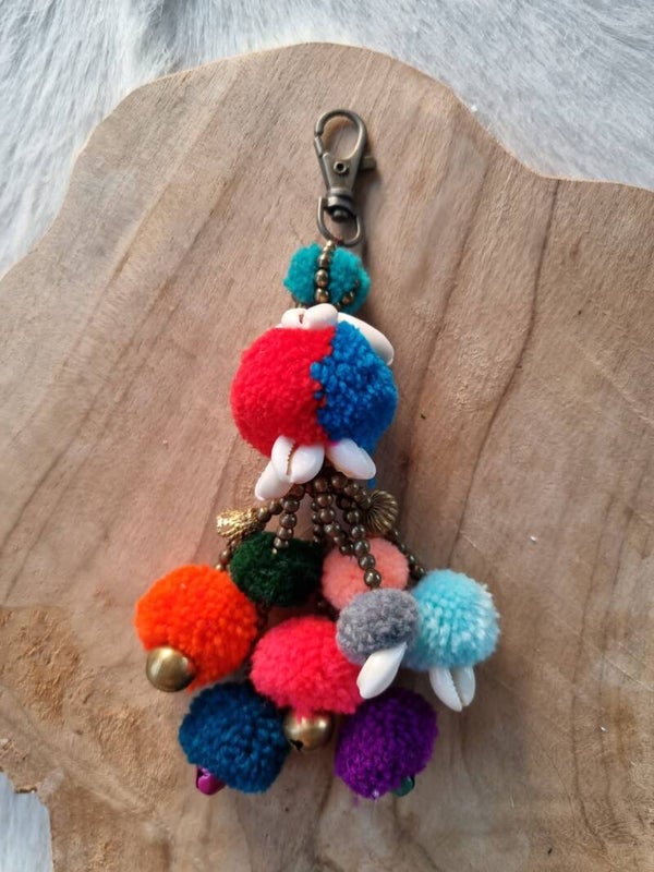 Hanger gekleurde bol