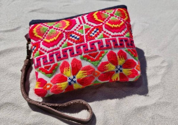 Etui oranje geel handgeborduurd