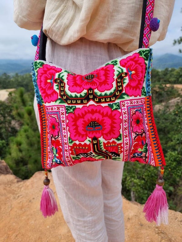 Tante Troela Tas geborduurd full colour