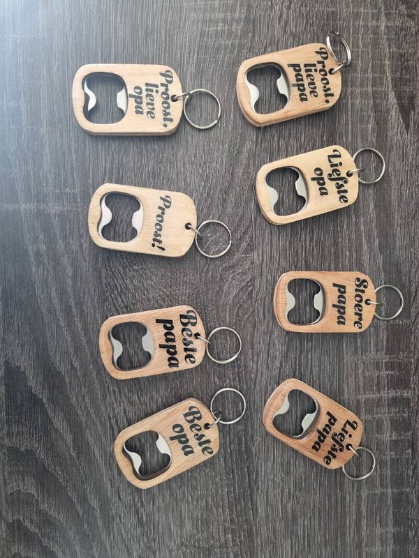 Gepersonaliseerde flesopener sleutelhanger