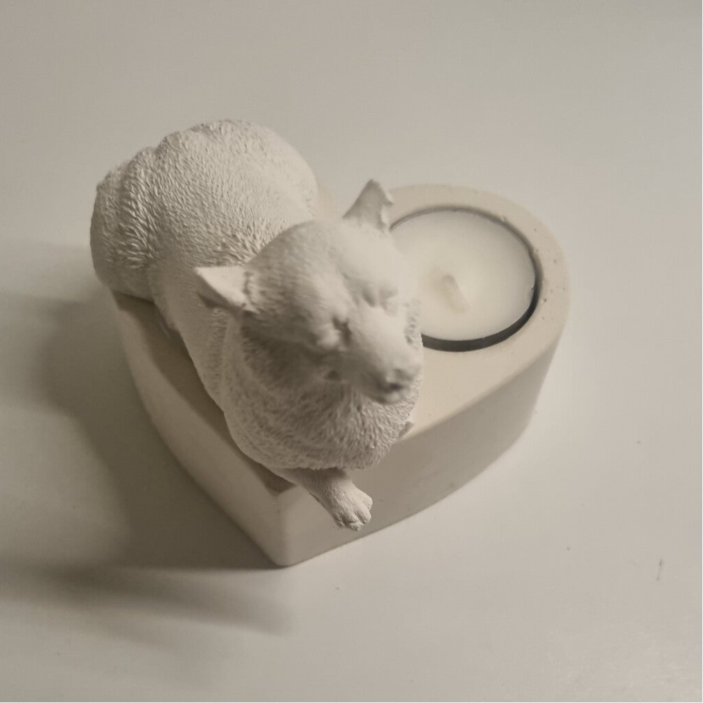 Handgegoten hart corgi