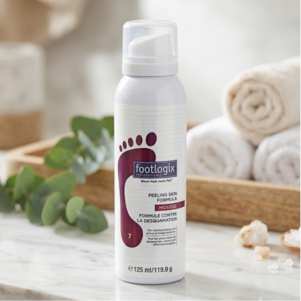 Reken af met schilferige huid en jeuk met Footlogix Peeling Skin Formula Mousse!