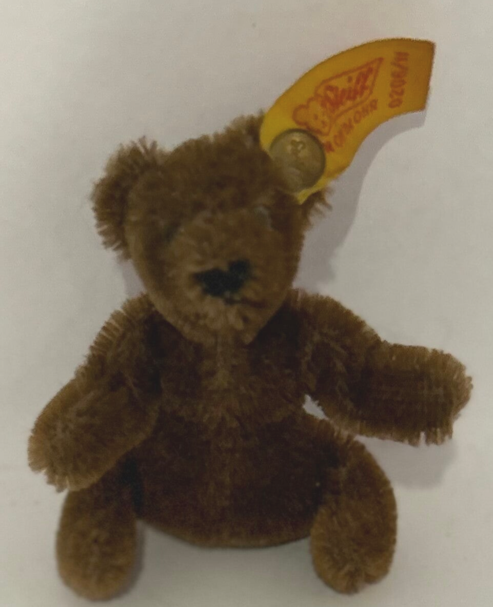 Small Vintage Light Brown Mohair Miniature Steiff Teddy Bear – Button-in-Ear Collectible