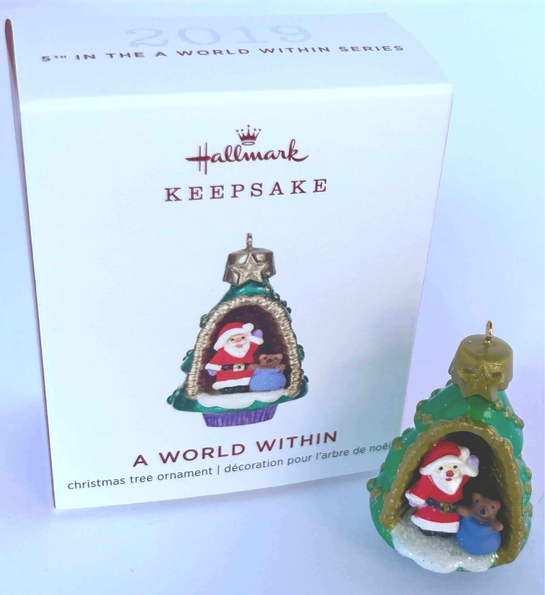 2019 Hallmark Mini Ornament – A World Within | Collectible Keepsake