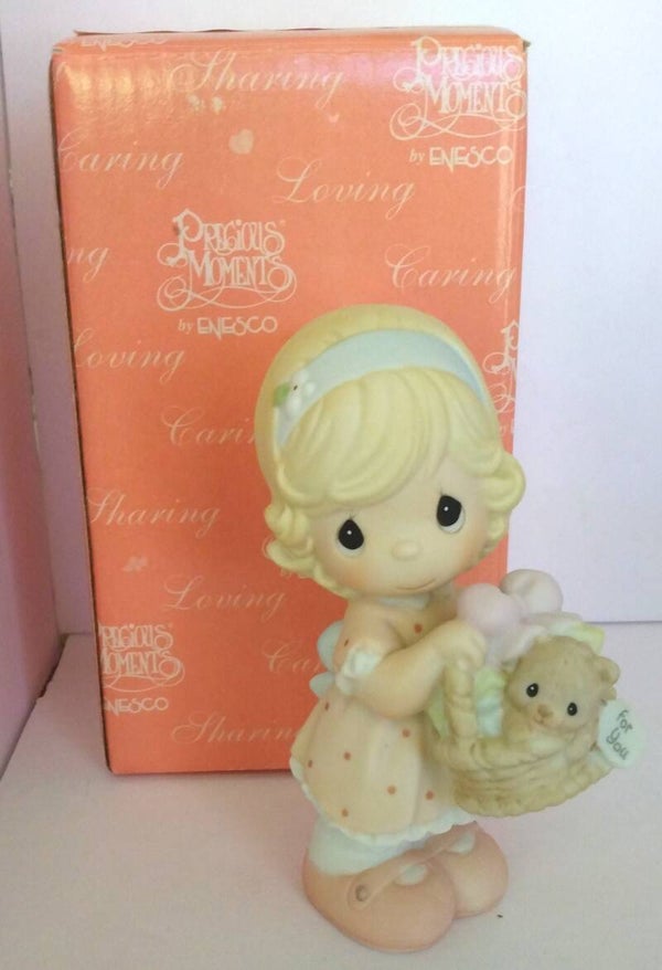 Precious Moments “Give With A Grateful Heart” Figurine | Inspirational Collectible by Samuel J. Butcher