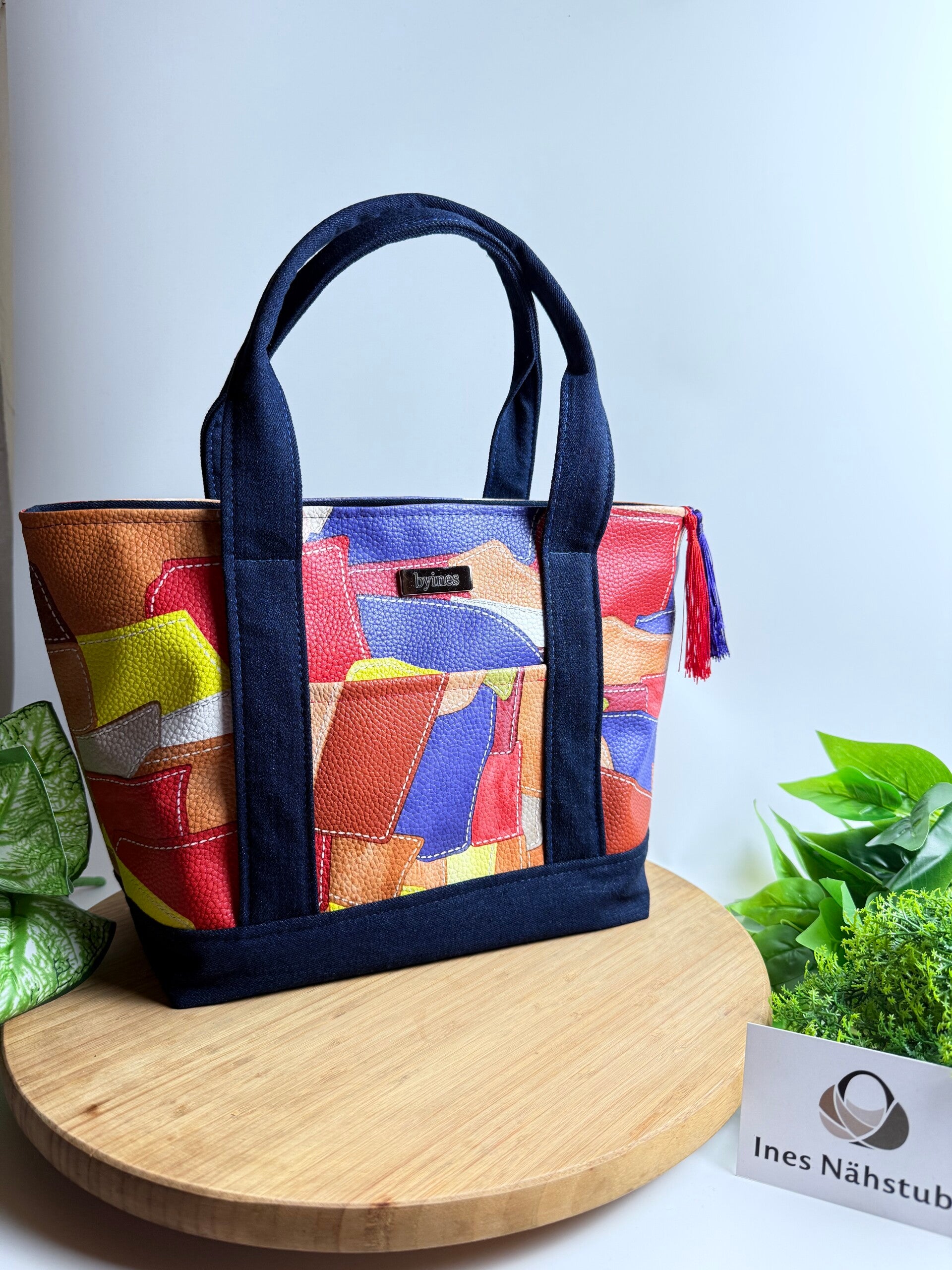 Handtasche optisch Naht rot