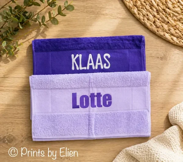 Handdoek met naam of tekst – kwalitatieve geborduurde handdoek