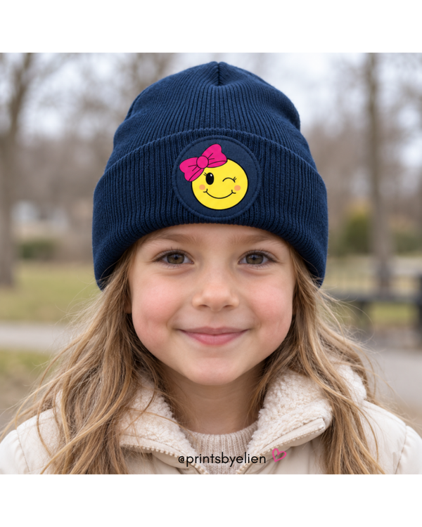 Muts met smiley – wintermuts met opdruk naar keuze
