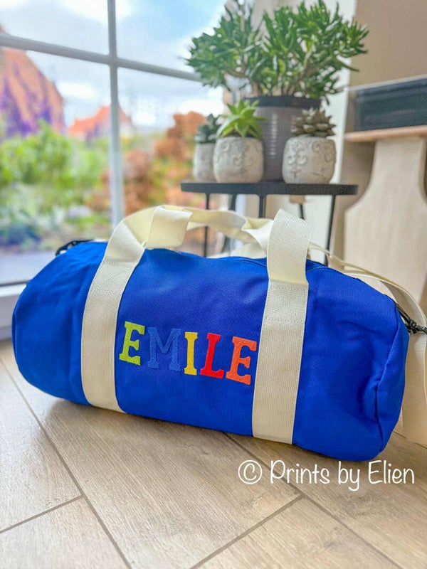 Geborduurde sporttas en logeertas Rainbow