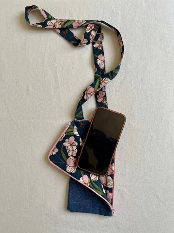 La Pochette Téléphone