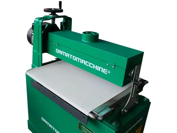 Calibreuse à bois Levigaltecnica 560