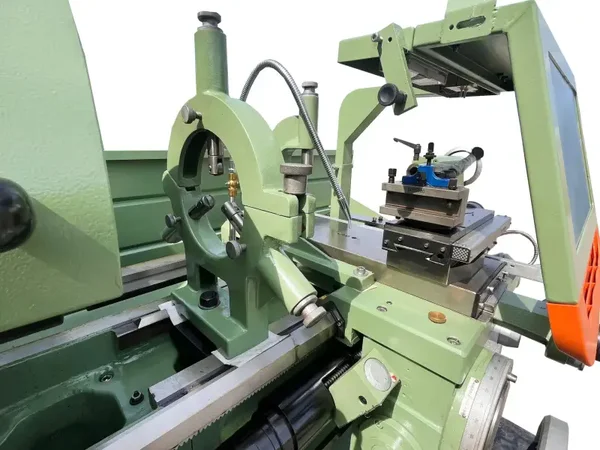 Tour à métaux professionnel Titanius 80.460.1000 Dro