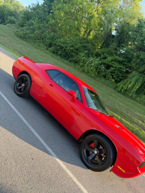 2010 red chalenger